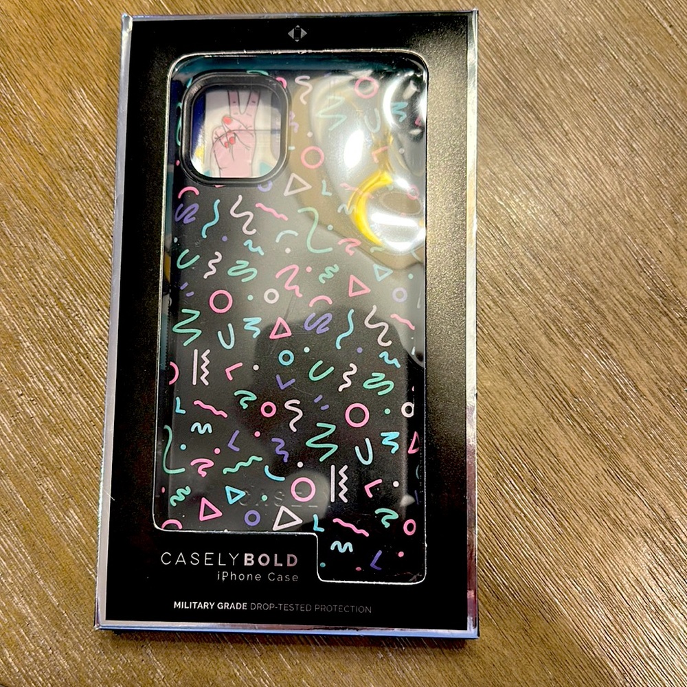 Casely Glow in the Dark Retro Case- iPhone 11 Pro Max
